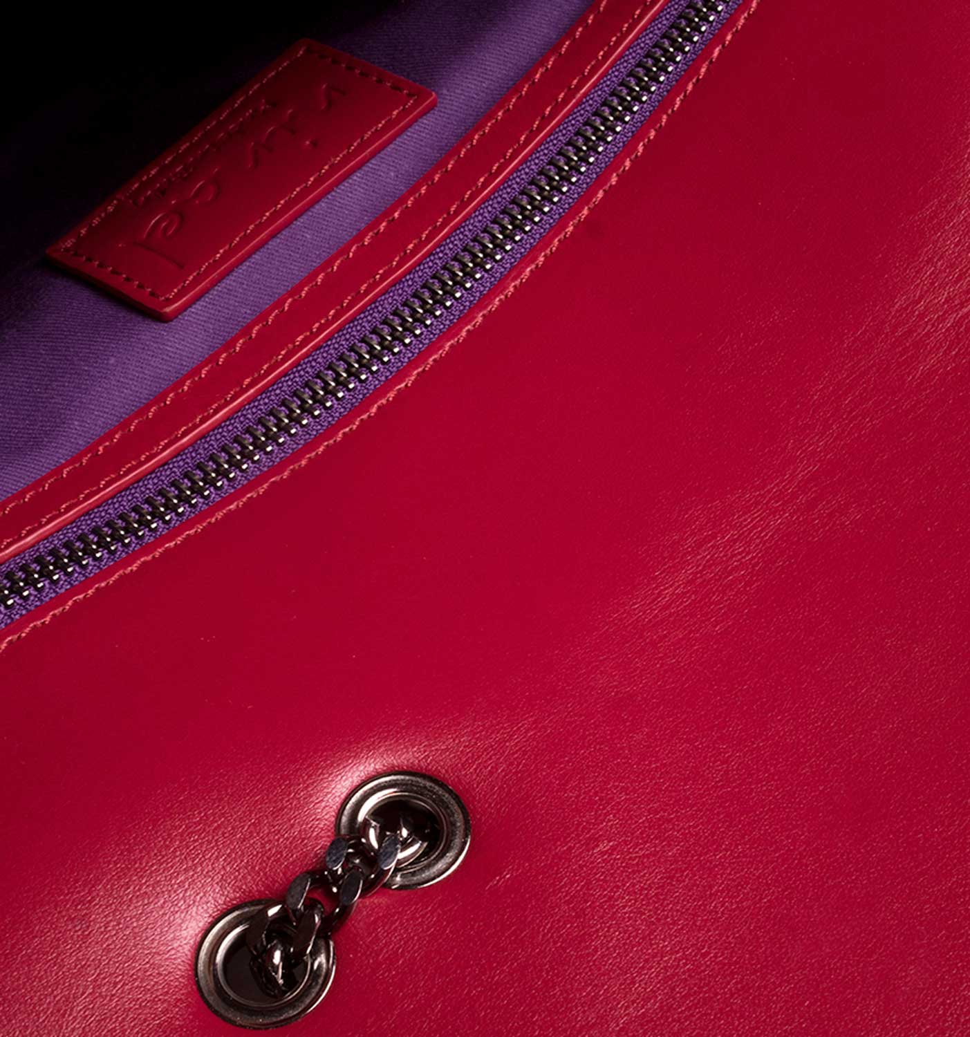 Red(V) Shoulder bags - Lampoo